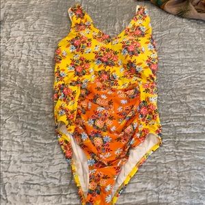 Matilda Jane women’s large swimsuit